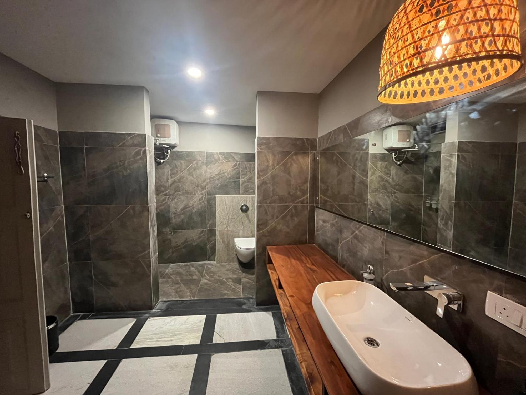 Nkaasa Hotel Personal Suites Raxaul Экстерьер фото