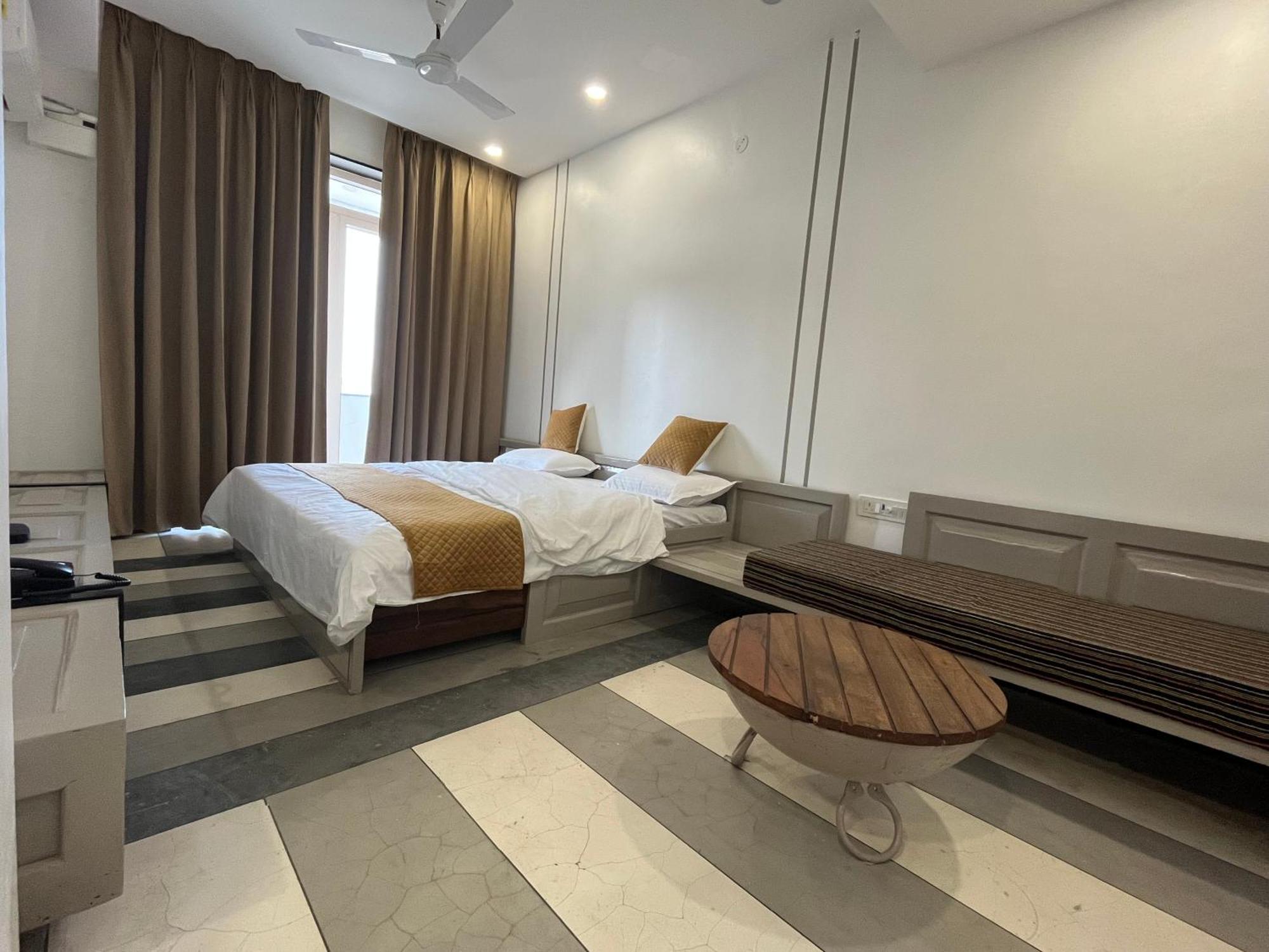Nkaasa Hotel Personal Suites Raxaul Экстерьер фото